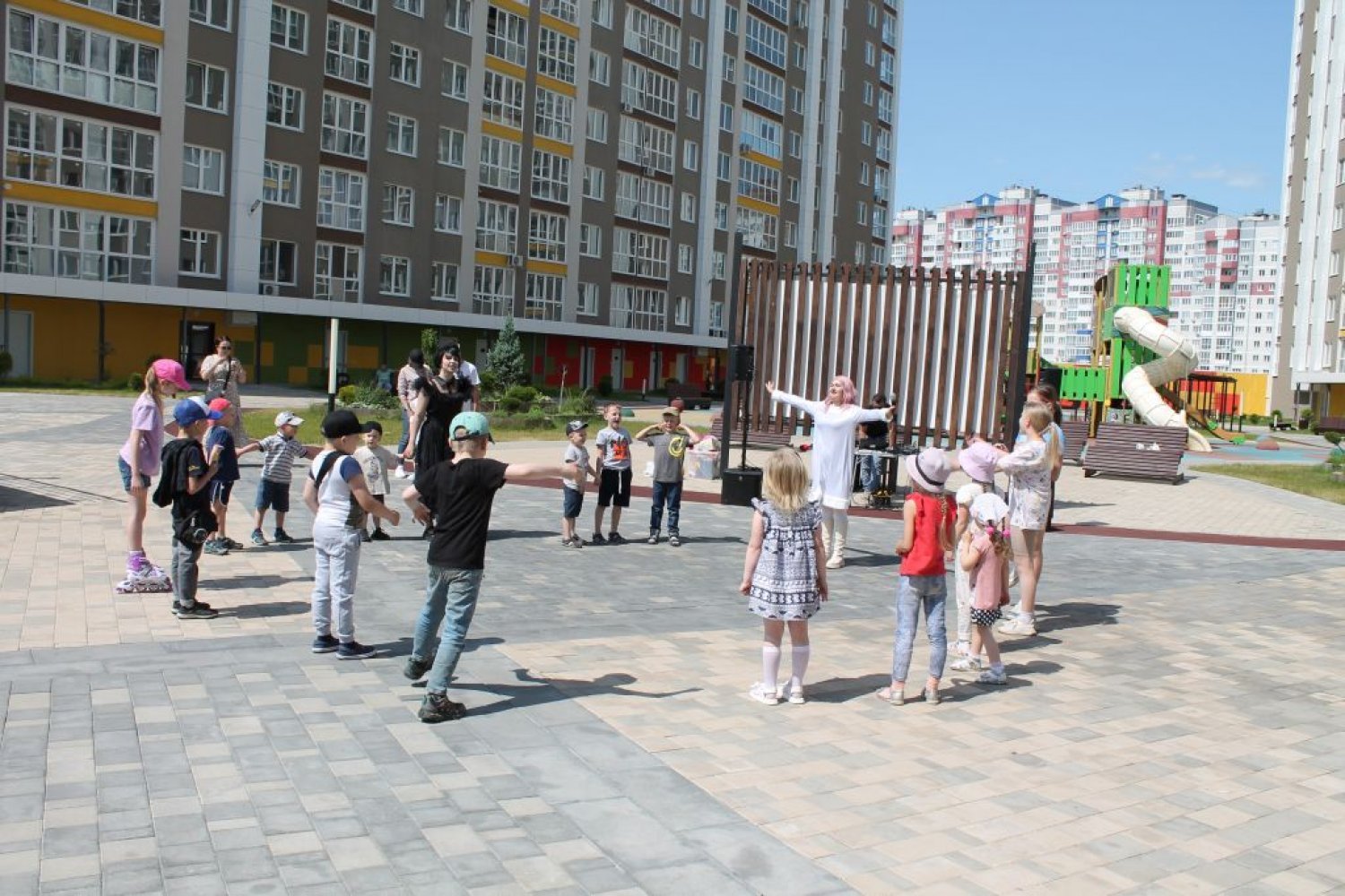 День защиты детей на Горбатова 18