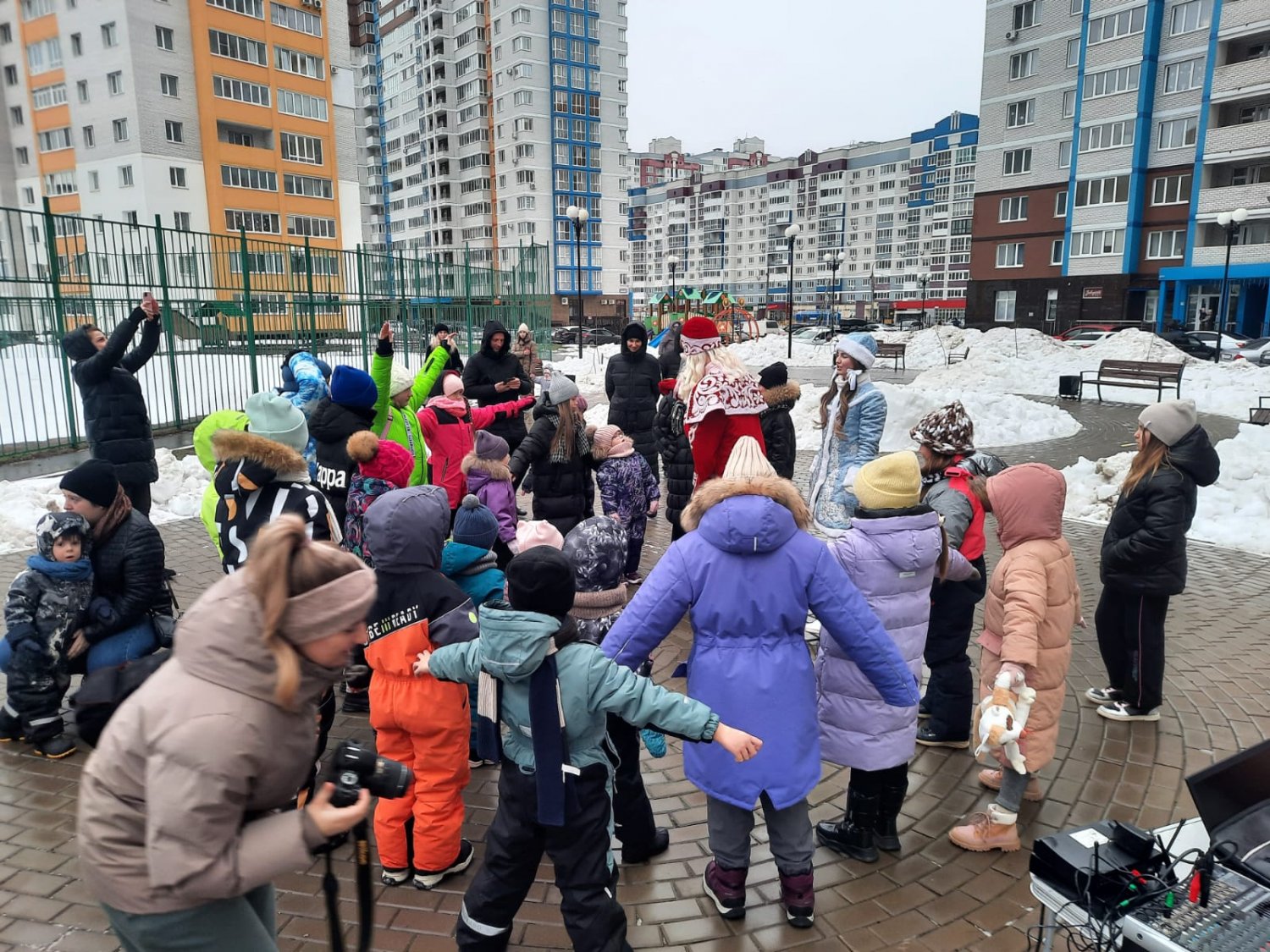Праздник новогодний в ЖК Академическом