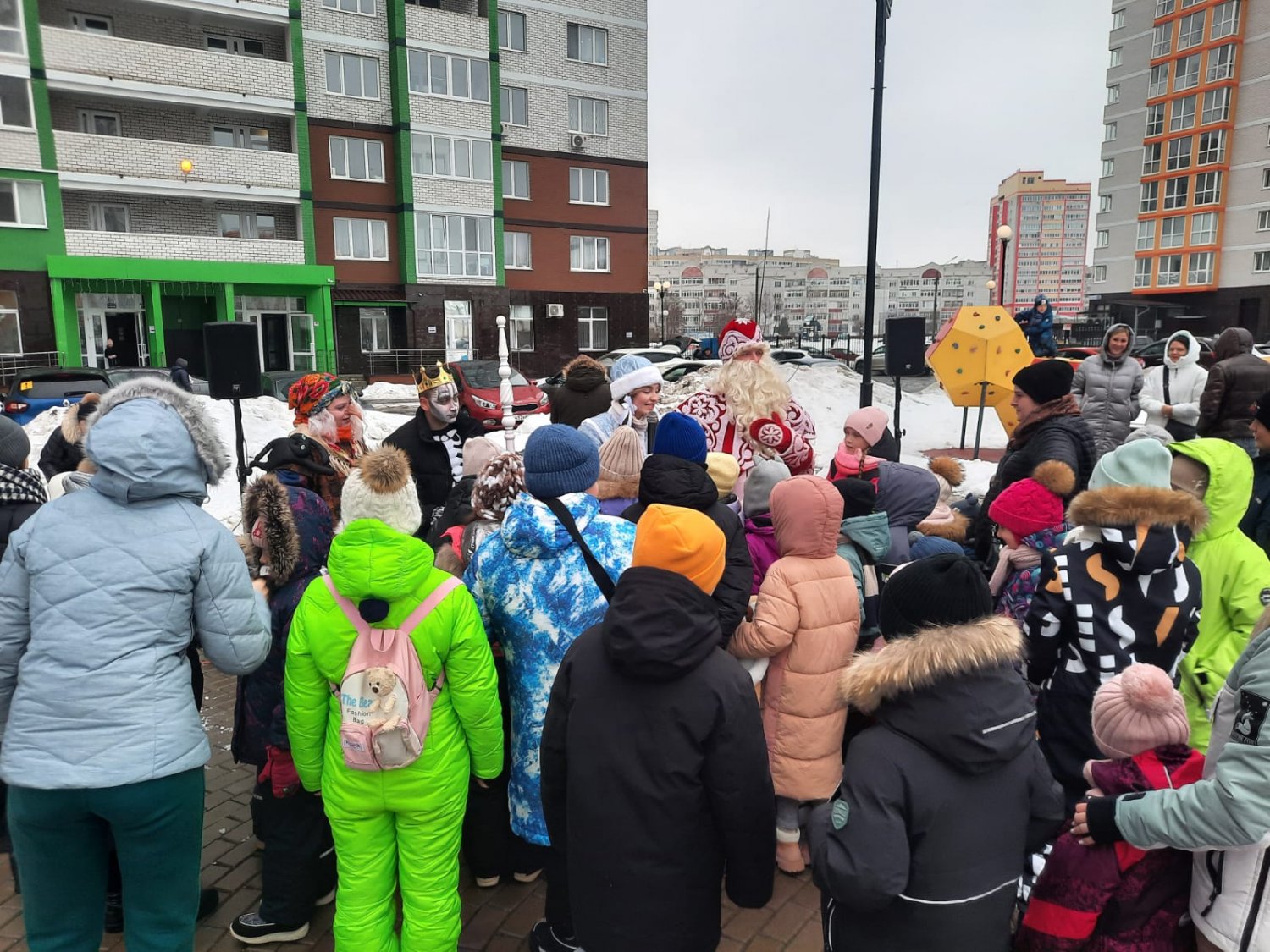 Праздник новогодний в ЖК Академическом