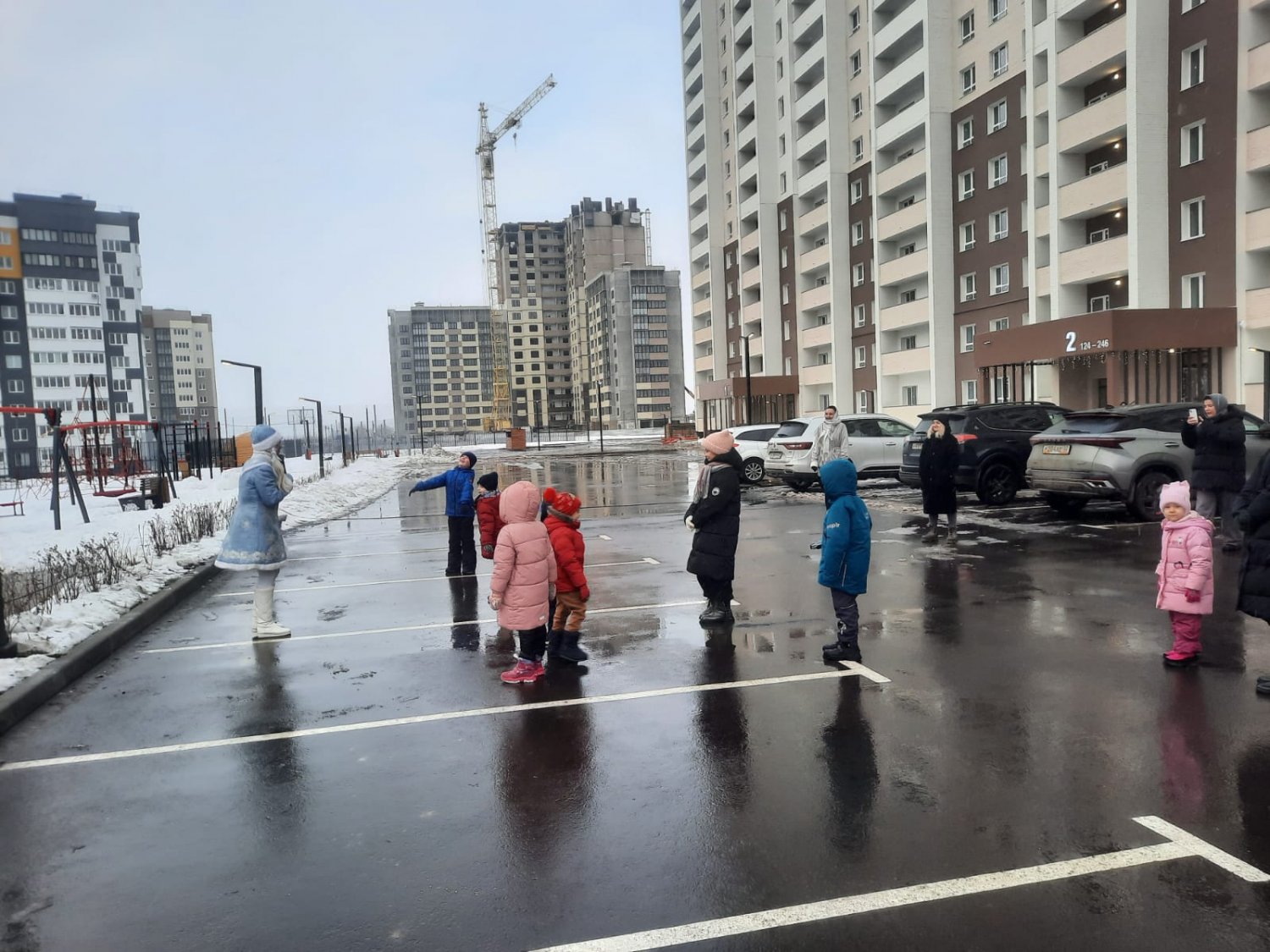 Праздник новогодний на Войстроченко 5